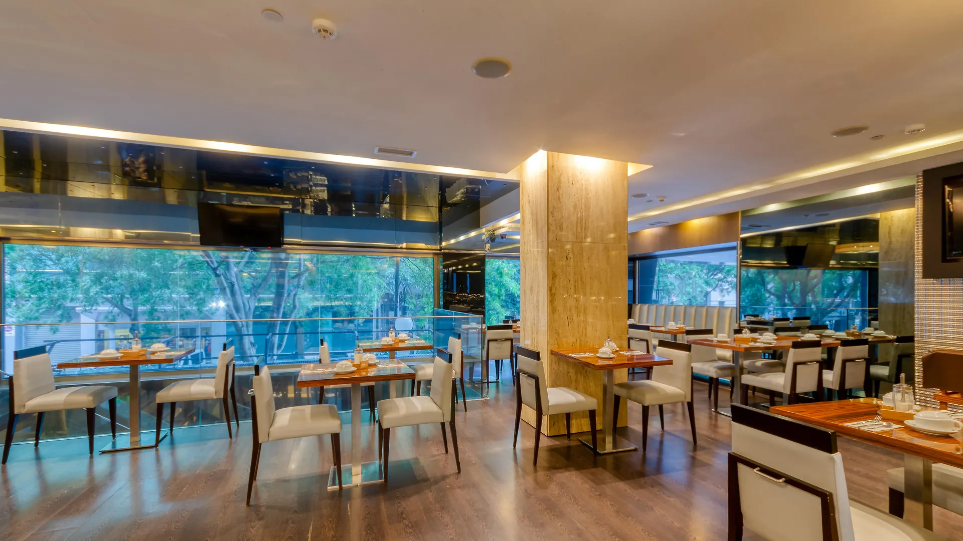 Turim Av. Liberdade Hotel Lisboa 4*,  Portugal